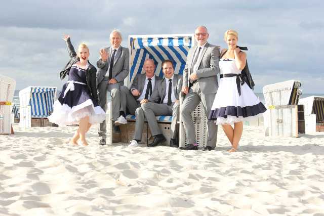 Erdbeershake - Livemusik am Strand!
